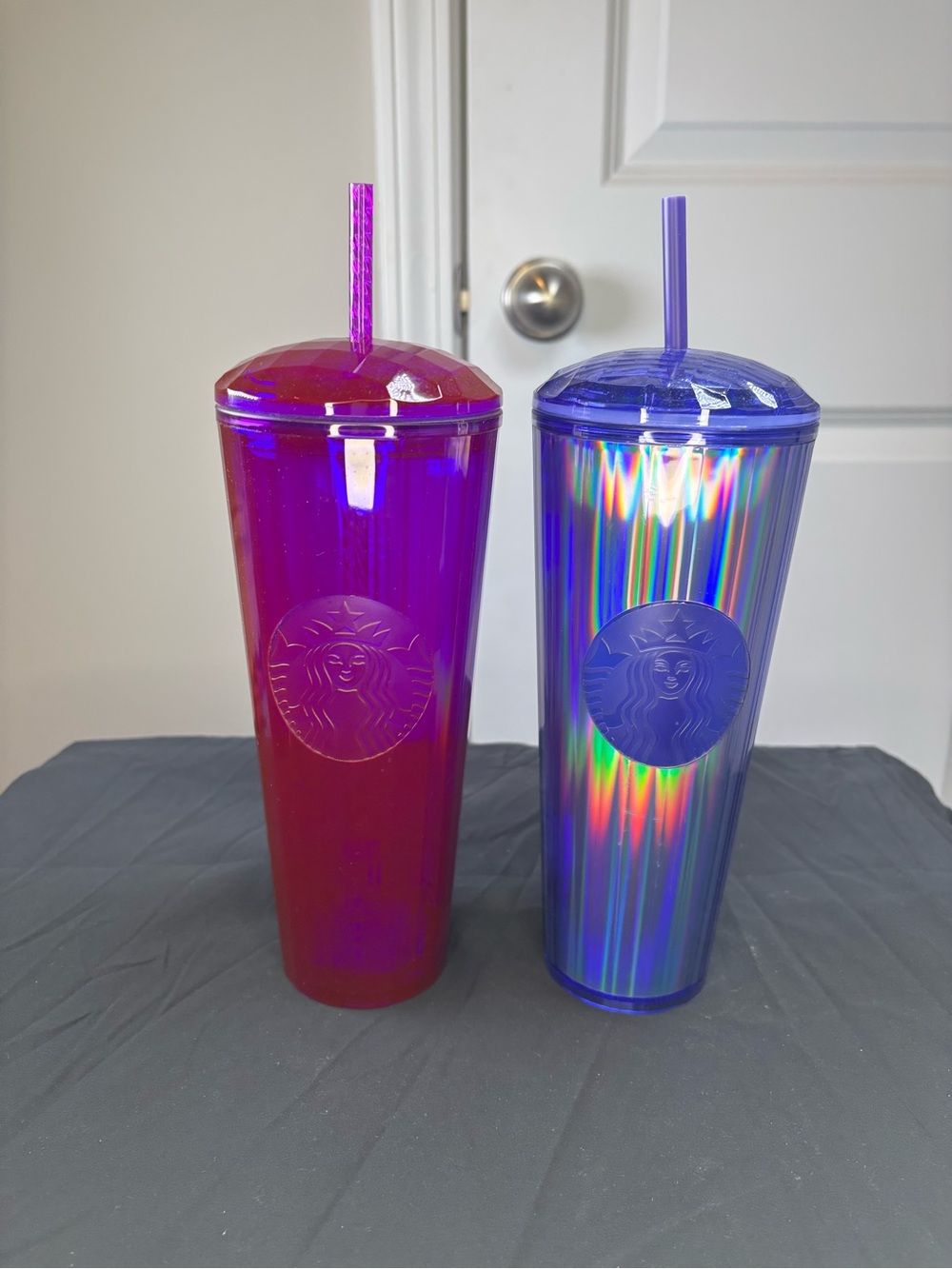 Starbucks Dome Lid Iridescent Purple & Blue Cold Cup Tumbler Set Venti NWT Rare